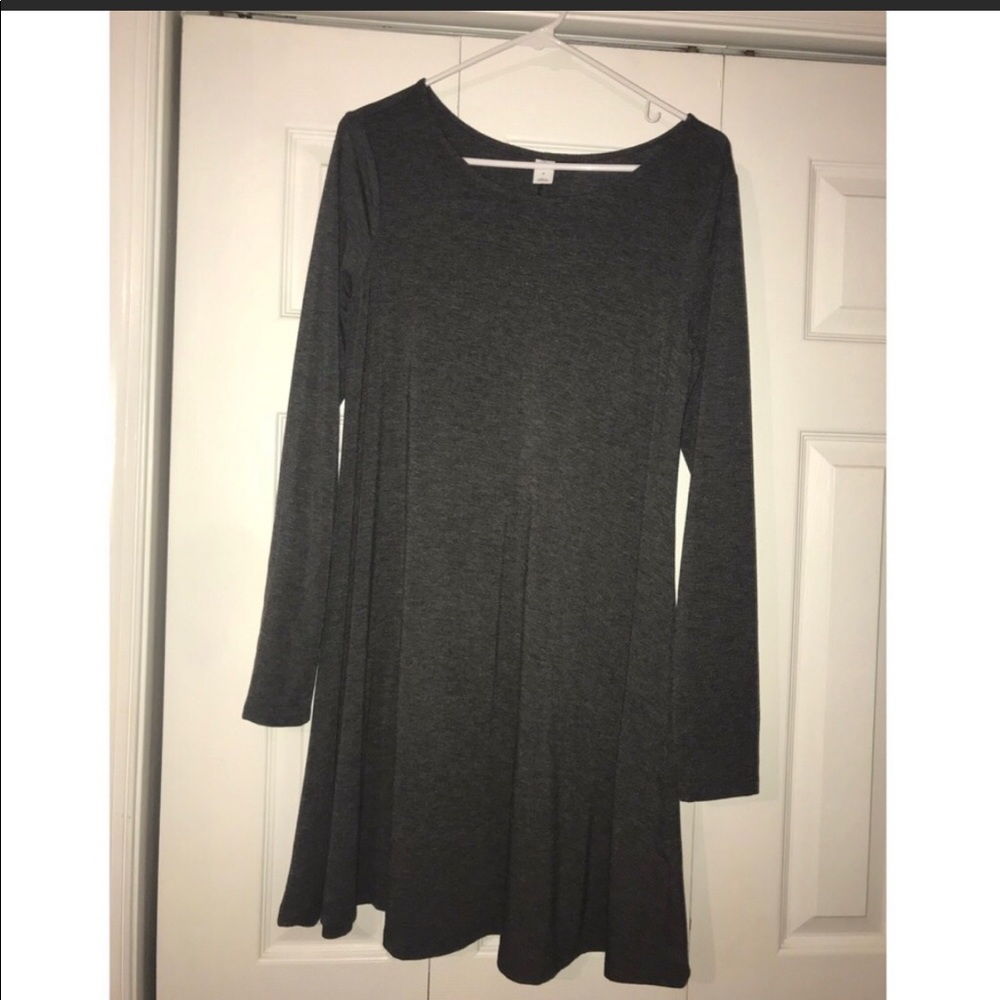 Dark grey, long sleeve, Old Navy dress!